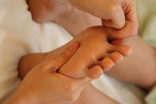 Reflexology-60min-Honua-Therapeutic-Massage