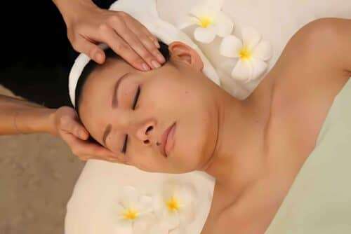 Honua-Custom-Facial-60min-Honua-Therapeutic-Massage